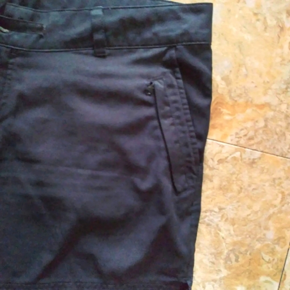 Magellan Outdoors Fish Gear Falcon Lake shorty shorts | Black, size XL - Picture 3 of 8